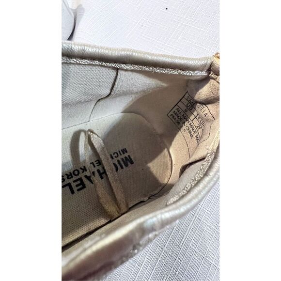 Michael Kors Kids Slip On Monogram Gold Tone Logo Sneaker Shoes Toddler 9 US - Picture 10 of 11